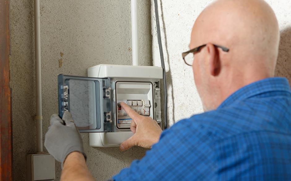 électricien dépannage Magny-les-Hameaux